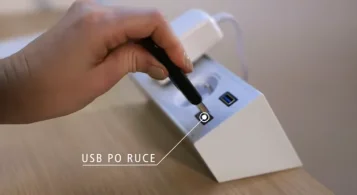 Jak vybrat zásuvkový panel do stolu? Kompletní přehled řešení a konektorů
