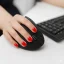 Vertikální ergonomická myš – podporuje přirozené držení ruky bez zatížení zápěstí